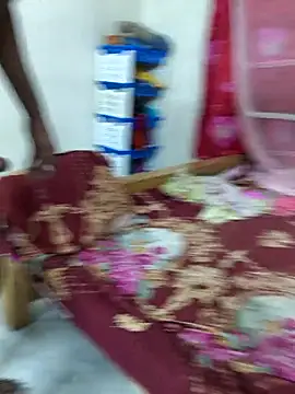 Snapshot of Love_Queen11 chatting on 11.01.25 Love Queen11 online show from 11.01.25