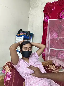 Snapshot of Love_Queen11 chatting on 11.03.25 Love Queen11 online show from 11.03.25