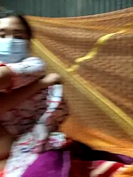 Snapshot of Love_Queen11 chatting on 11.30.25 Love Queen11 online show from 11.30.25