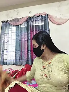 Snapshot of Love_Queen11 chatting on 02.11.26 Love Queen11 online show from 02.11.26