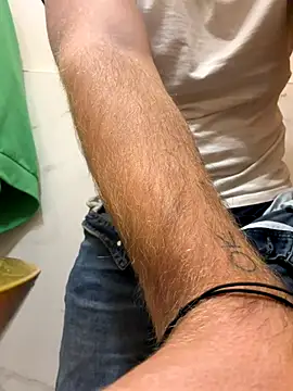 Italianofirenze online show from 10.04.25