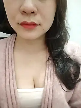 Girl Shy2000 online show from 01.18.26