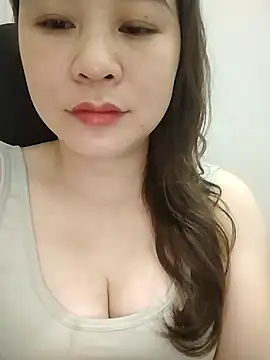 Girl Shy2000 online show from 03.23.26