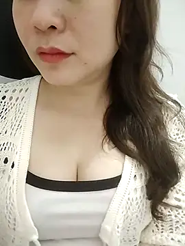 Girl Shy2000 online show from 03.28.26