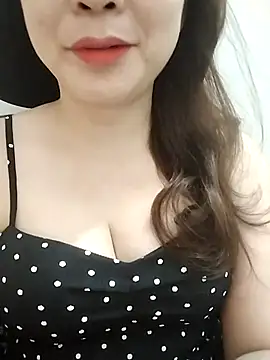 Girl Shy2000 online show from 04.04.26