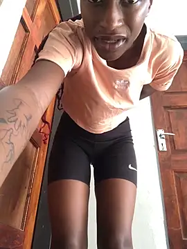 Snapshot of Caramel102004 chatting on 04.02.26 Caramel102004 online show from 04.02.26