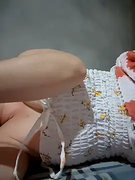 Meoweo 23 online show from 10.12.25