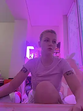 Crystal Neko online show from 02.01.26