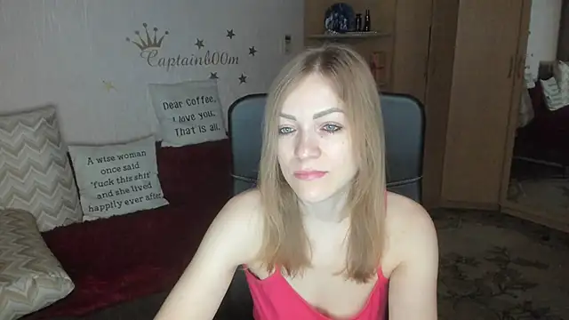 Tiffany Bates online show from 10.29.25