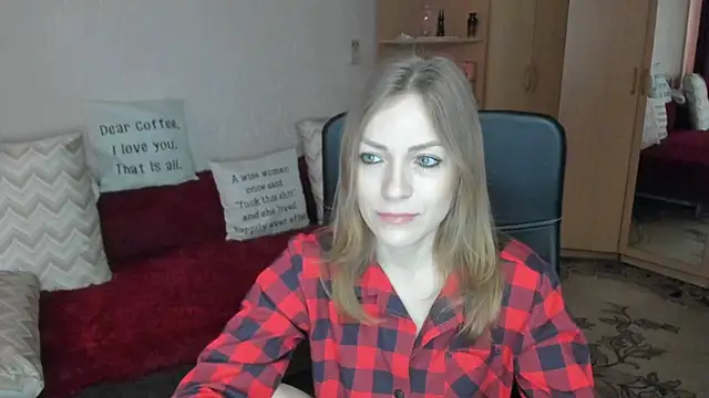 Snapshot of Tiffany_Bates chatting on 04.23.26 Tiffany Bates online show from 04.23.26