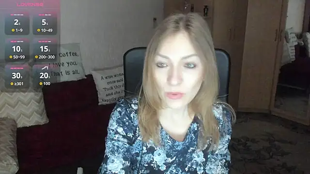 Snapshot of Tiffany_Bates chatting on 04.27.26 Tiffany Bates online show from 04.27.26