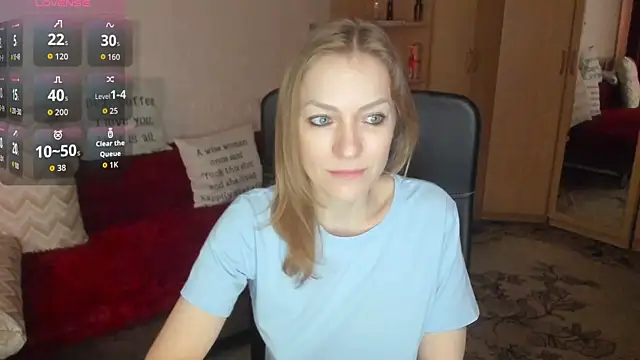 Snapshot of Tiffany_Bates chatting on 05.12.26 Tiffany Bates online show from 05.12.26