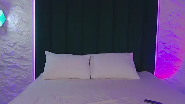 Luna Olsen online show from 02.05.26