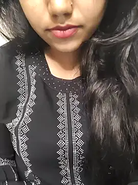 Snapshot of Miss_Rose__ chatting on 10.12.25 Miss Rose online show from 10.12.25