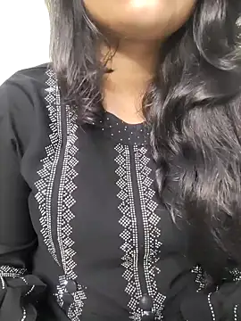 Snapshot of Miss_Rose__ chatting on 10.14.25 Miss Rose online show from 10.14.25