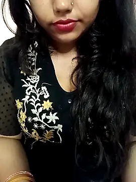 Snapshot of Miss_Rose__ chatting on 10.31.25 Miss Rose online show from 10.31.25