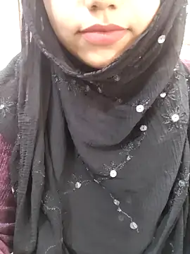 Snapshot of Miss_Rose__ chatting on 11.12.25 Miss Rose online show from 11.12.25