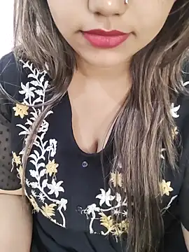 Snapshot of Miss_Rose__ chatting on 11.15.25 Miss Rose online show from 11.15.25