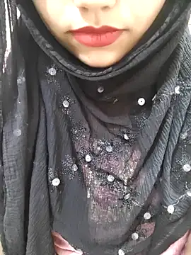 Snapshot of Miss_Rose__ chatting on 11.21.25 Miss Rose online show from 11.21.25