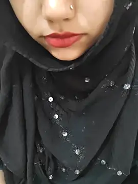 Snapshot of Miss_Rose__ chatting on 11.29.25 Miss Rose online show from 11.29.25