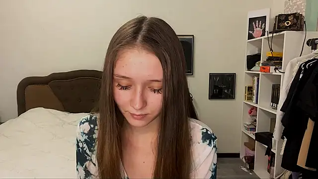 Denny Yorgeritai online show from 09.28.25