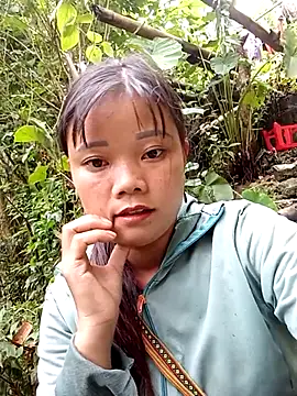 Snapshot of Samyy_xx chatting on 10.01.25 Samyy xx online show from 10.01.25