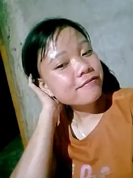 Snapshot of Samyy_xx chatting on 10.17.25 Samyy xx online show from 10.17.25