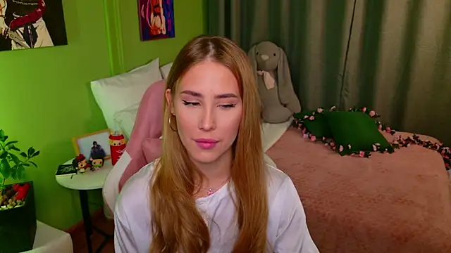 Snapshot of Jane2sweet chatting on 10.06.25 Jane2sweet online show from 10.06.25