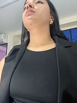 EmmaBlossom online show from 03.20.26