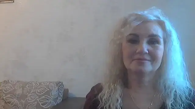 Snapshot of LadySexyBlond chatting on 04.13.26 LadySexyBlond online show from 04.13.26