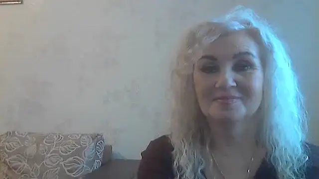 Snapshot of LadySexyBlond chatting on 04.17.26 LadySexyBlond online show from 04.17.26