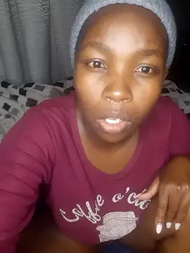 Snapshot of QueenLanaL chatting on 10.13.25 QueenLanaL online show from 10.13.25