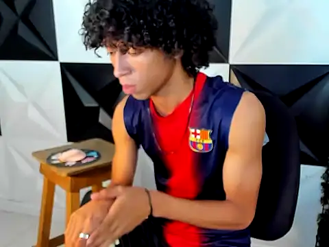 Snapshot of xion_ez chatting on 10.26.25 xion ez online show from 10.26.25