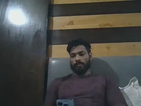 Snapshot of Raw12499 chatting on 11.04.25 Raw12499 online show from 11.04.25