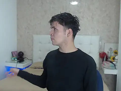 Aaron Foxxx online show from 12.18.25