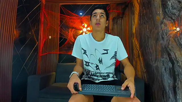 Stiben boy online show from 10.21.25