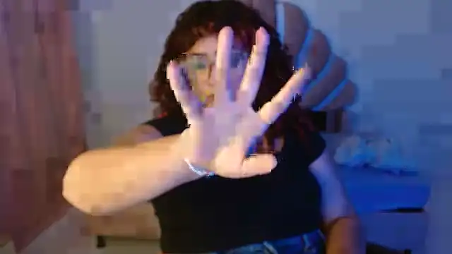 BlueeVelvet online show from 10.07.25