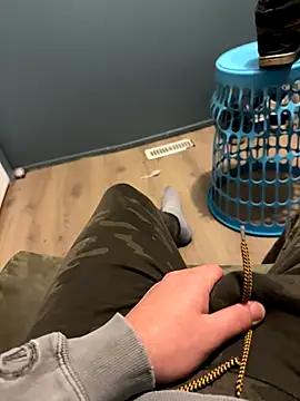 latenightguy online show from 10.02.25