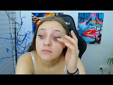 ArinaBelle online show from 11.28.25