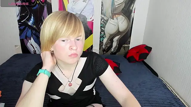 Snapshot of Cattie_w_ chatting on 10.18.25 Cattie w online show from 10.18.25