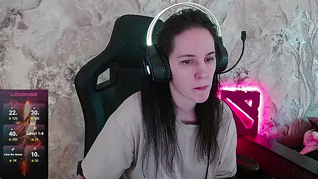 Snapshot of Irwi_Tomboy chatting on 04.18.26 Irwi Tomboy online show from 04.18.26