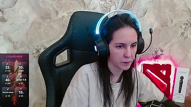 Snapshot of Irwi_Tomboy chatting on 04.18.26 Irwi Tomboy online show from 04.18.26