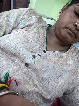 Snapshot of navyasree143 chatting on 02.20.26 navyasree143 online show from 02.20.26