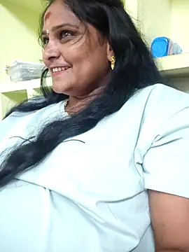 Snapshot of navyasree143 chatting on 02.24.26 navyasree143 online show from 02.24.26