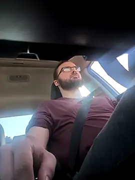 bear8t online show from 11.05.25