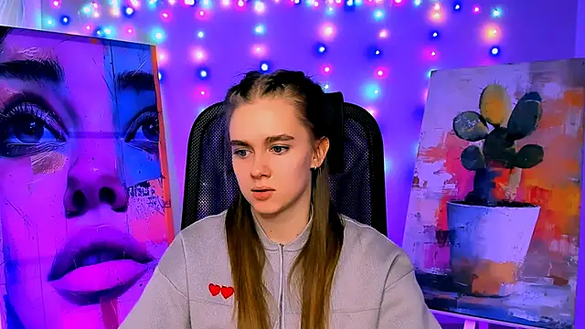 JuneWoods online show from 02.12.26