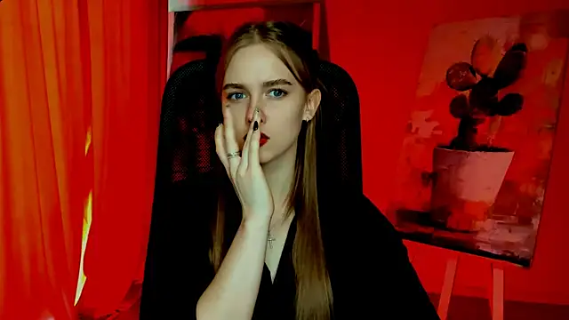 JuneWoods online show from 04.06.26