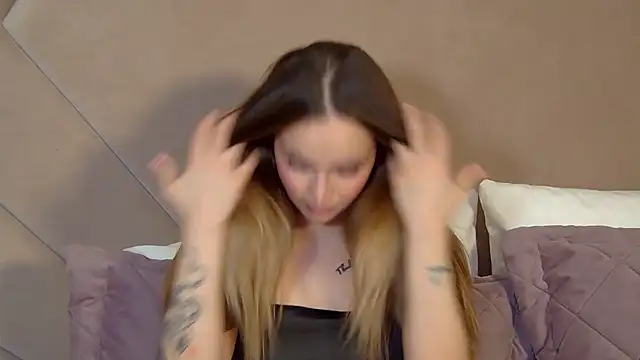 AnitaVenture online show from 04.18.26