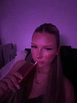 blondeeee online show from 02.25.26