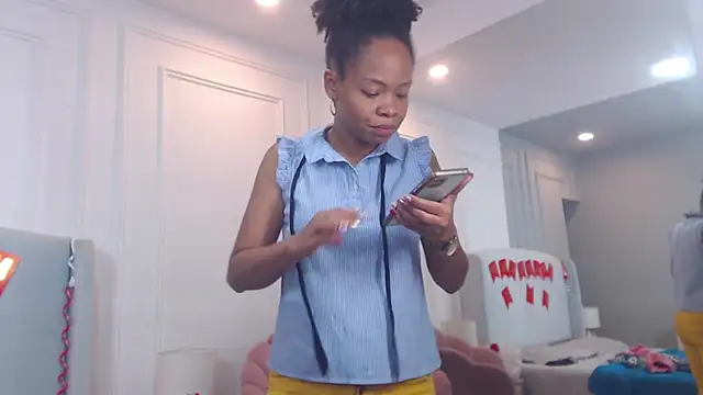 ChantalGarner online show from 11.25.25